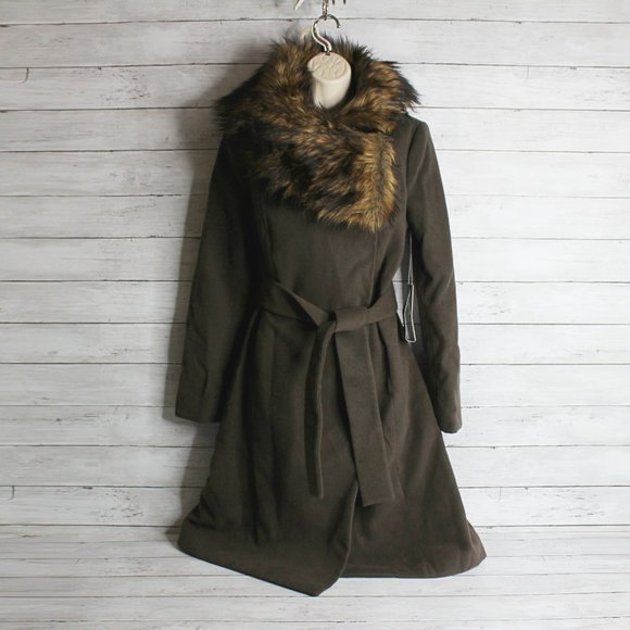 Jennifer Lopez Jackets & Blazers - JLO Women's Long Brown Winter Coat Size S Belted Faux Fur Collar